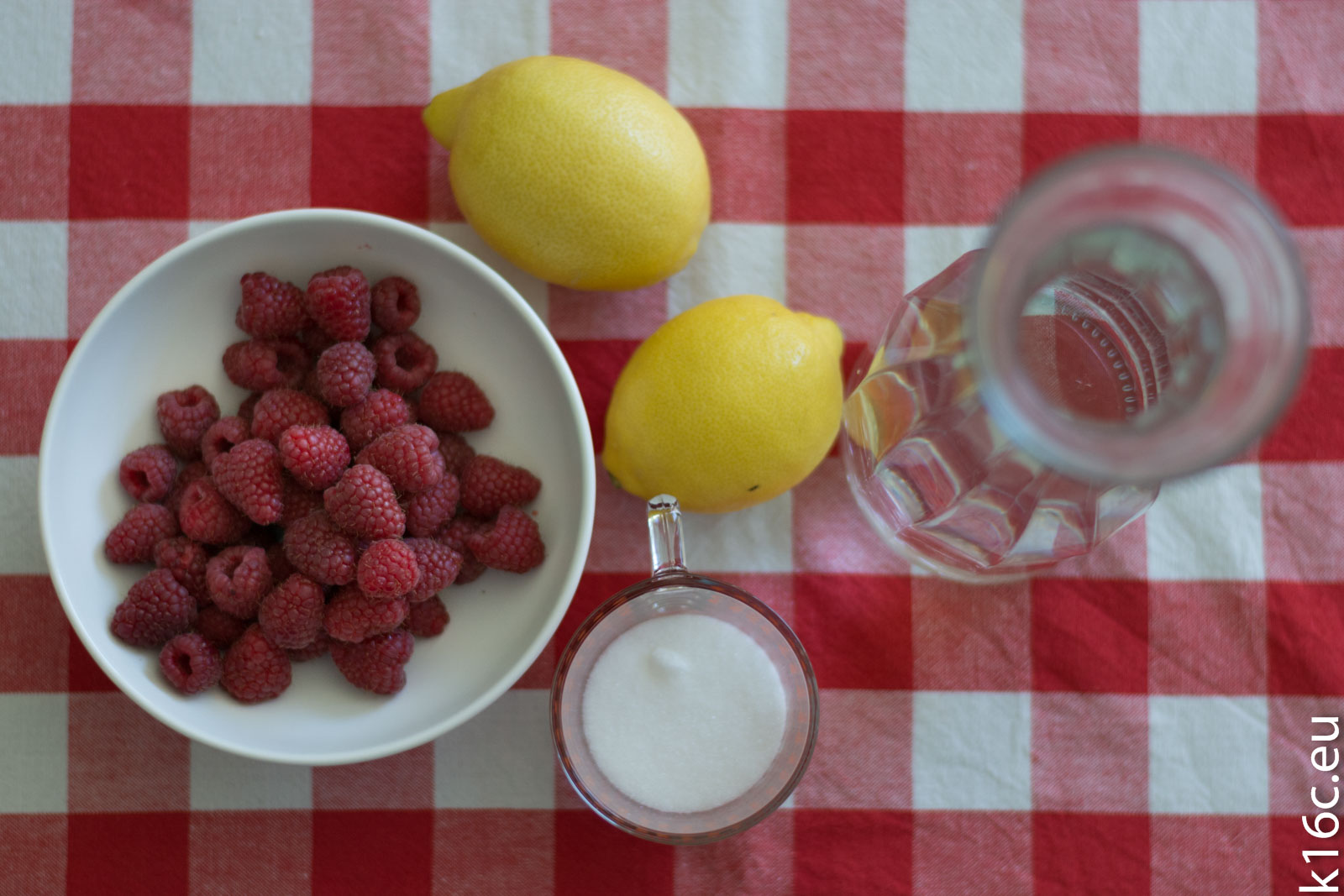Homemade Raspberry Lemonade